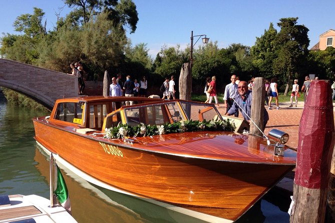 private-arrival-transfer-marco-polo-airport-to-venice-cruise-terminal