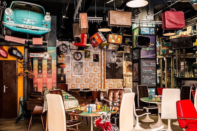 private-budapest-hammer-sickle-communist-times-tour