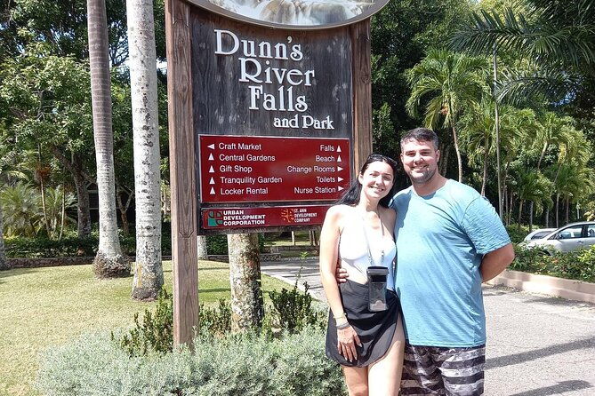 private-customize-tour-to-bob-marleys-nine-mile-and-dunns-river-falls-2