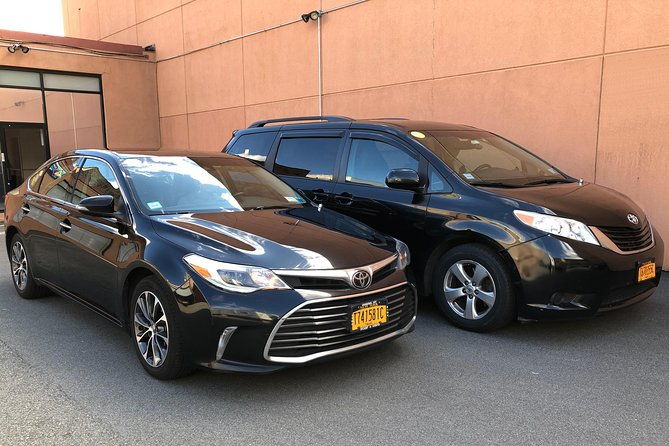 private-departure-transfer-brooklyn-to-nyc-airports-jfk-lga-ewr