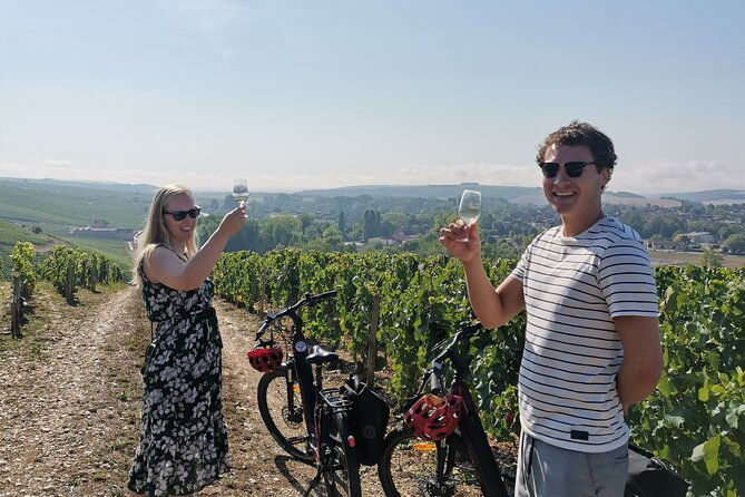 private-e-bike-tour-with-a-guide-in-the-vineyards-of-chablis