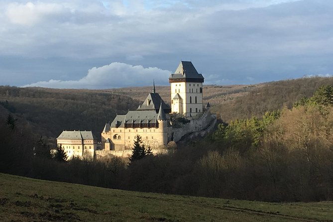 private-half-day-trip-from-prague-to-karlstejn-castle-2