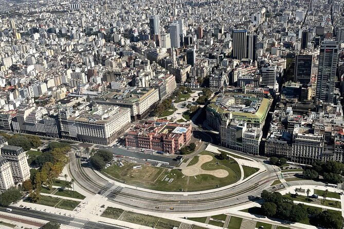 private-helicopter-flight-over-the-city-of-buenos-aires