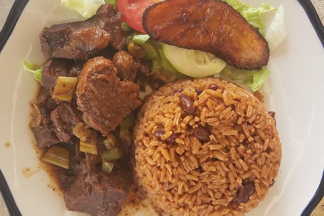 private-local-lunch-and-kralendijk-neighborhood-tour