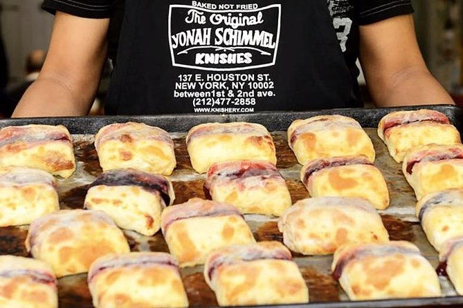 private-lower-east-side-chinatown-and-little-italy-food-tour