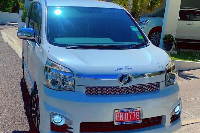 private-montego-bay-airport-transfer-to-hotels-in-montego-bay-2