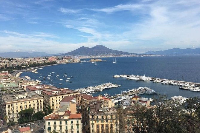 private-naples-walking-tour-with-tourist-guide
