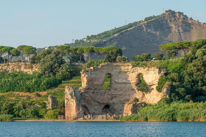 private-natural-wine-tasting-tour-lunch-sommelier-and-transfer