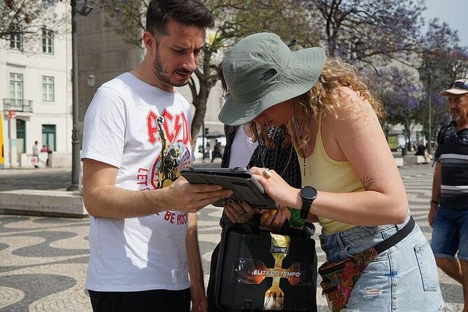 private-outdoor-escape-game-in-lisbon-3