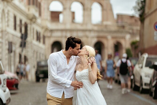 private-photoshoot-in-rome-colosseum-and-surroundings
