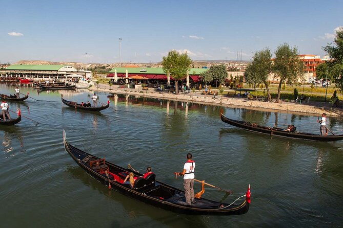 private-red-tour-with-professional-tour-guide-car