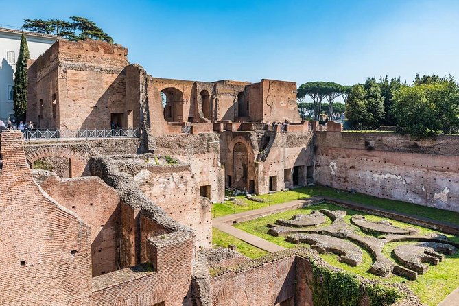 private-rome-in-a-day-tour-with-colosseum-sistine-chapel-essential-experience