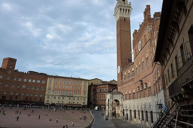 private-siena-and-san-gimignano-tour-with-wine-tasting-from-rome-2