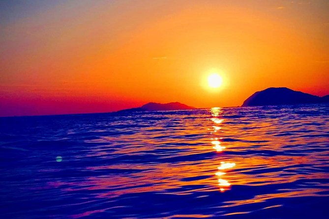 private-sunset-cruise-with-fisher-20-speedboat