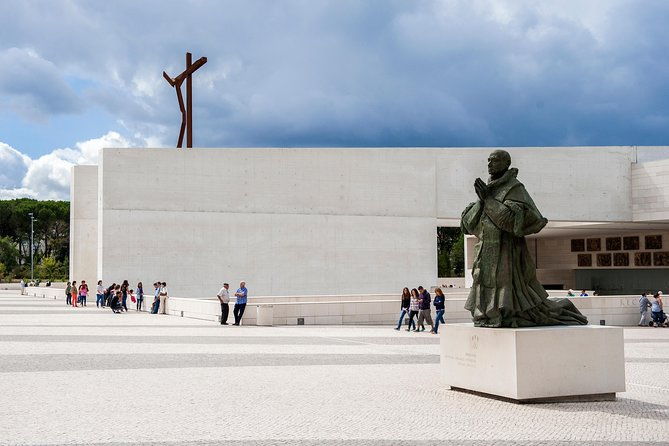 private-tour-fatima-nazare-and-obidos-day-trip-from-lisbon