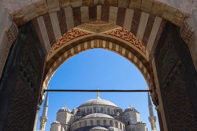 private-tour-istanbuls-ottoman-experience-including-topkapi-palace-and-blue-mosque-3