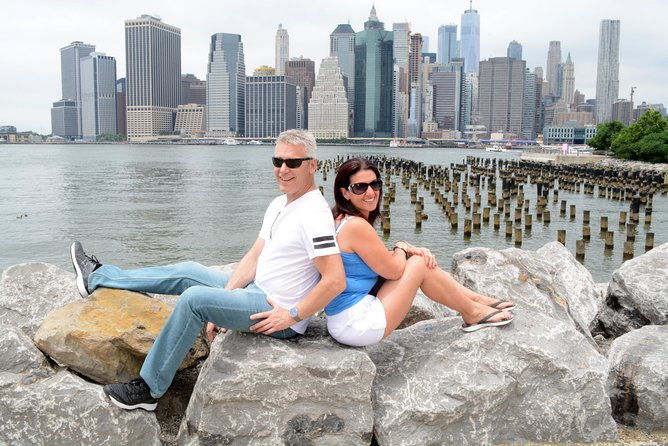 Private Tour of Brooklyn Bridge and Neighborhoods With Photoshoot
