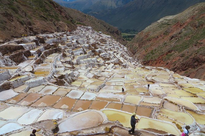 private-tour-sacred-valley-plus-moray-and-salt-mines-full-day-including-lunch