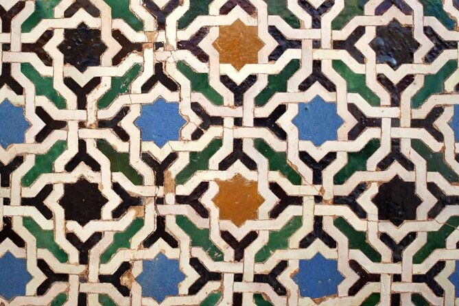 private-tour-to-the-alhambra-and-generalife-from-malaga