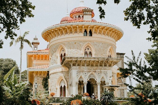 private-tour-to-visit-the-monuments-in-sintra