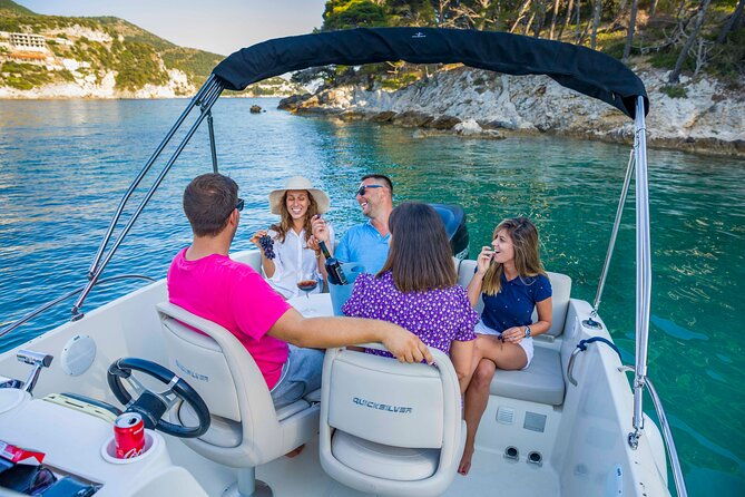 private-tour-wine-sunset-experience-at-boat