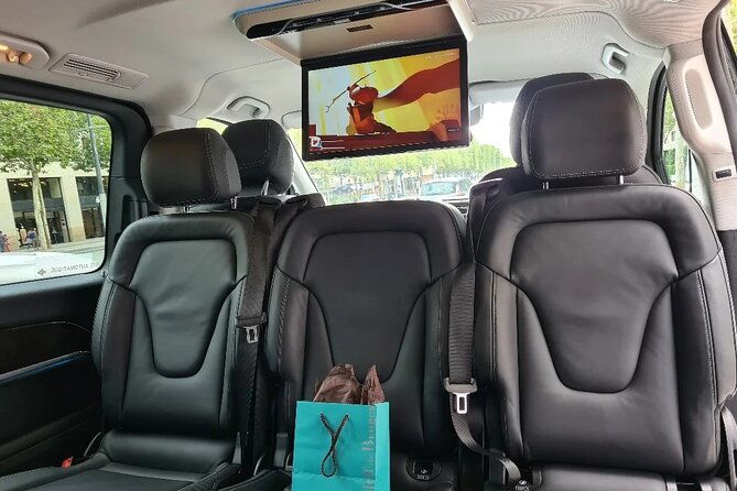 private-transfer-from-cdg-orly-lbg-airport-to-paris-van-7-pax
