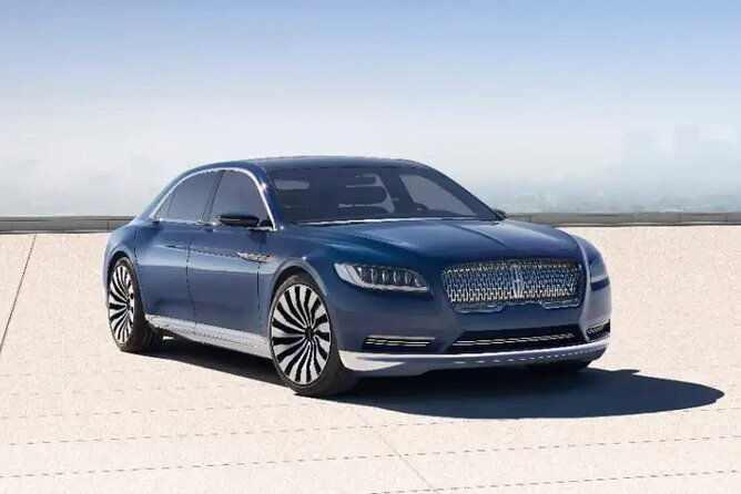 Private Transfer: San Antonio Airport to San Antonio by Sedan, SUV or Minibus
