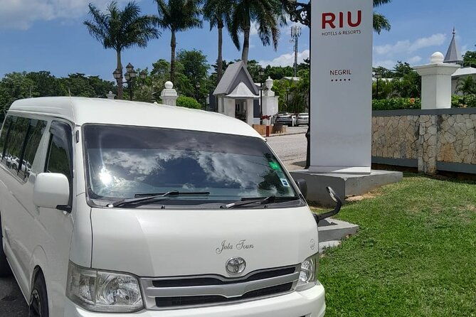 private-transportation-to-resorts-in-negril-montego-baytrelawny