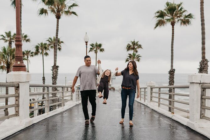Private Vacation Photography Session With Local Photographer in San Diego