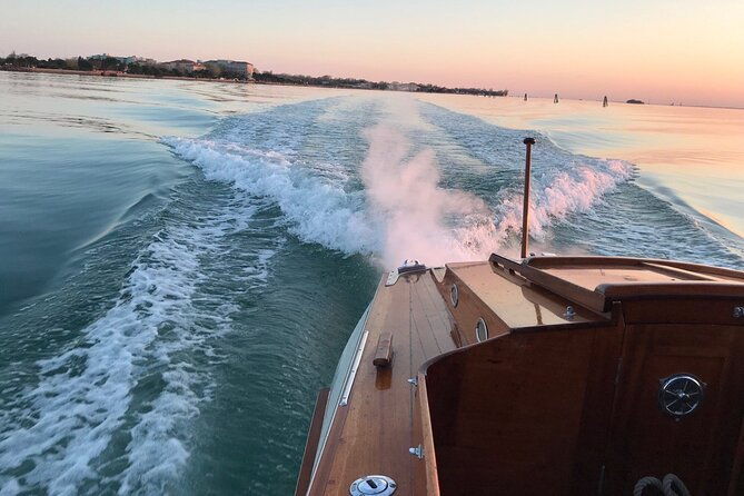 private-venice-lagoon-classic-boat-tour-4-hours