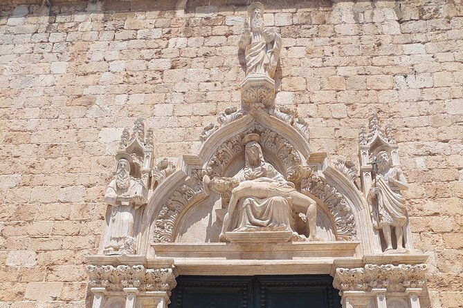 private-walking-tour-in-dubrovnik-with-guide