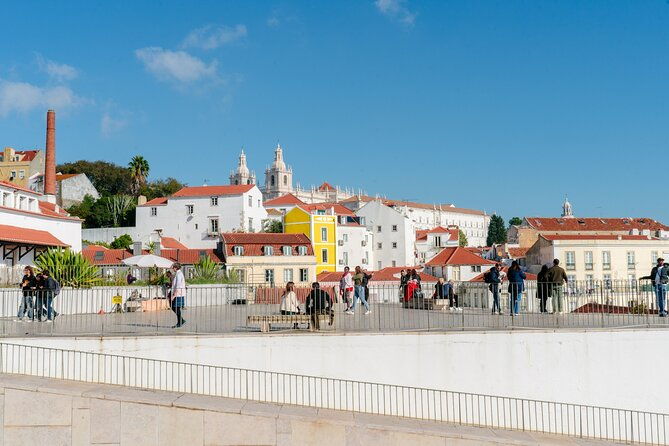 private-walking-tour-wandering-around-lisbon-2