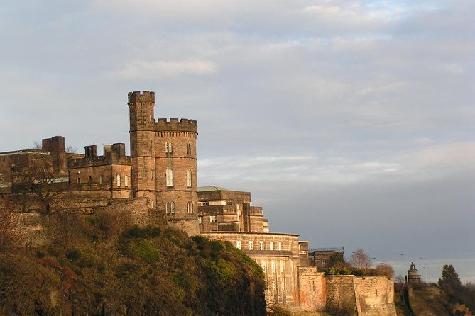 public-guided-tour-of-edinburgh-at-a-minimum-price-in-french