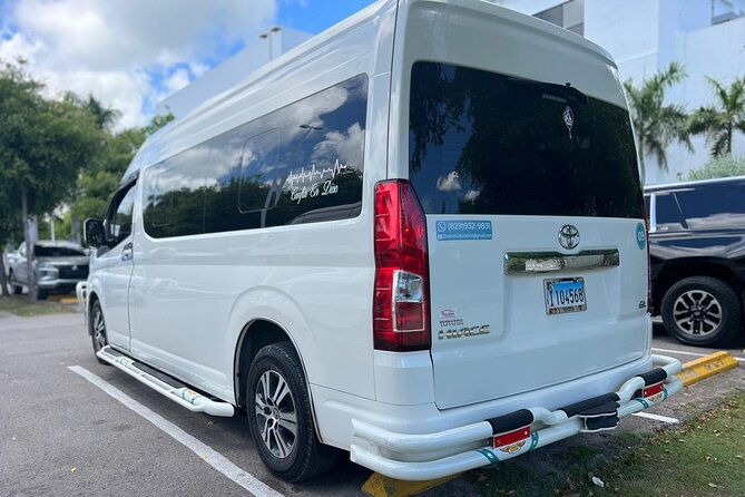 punta-cana-private-airport-transfers-one-way-to-from-uvero-alto