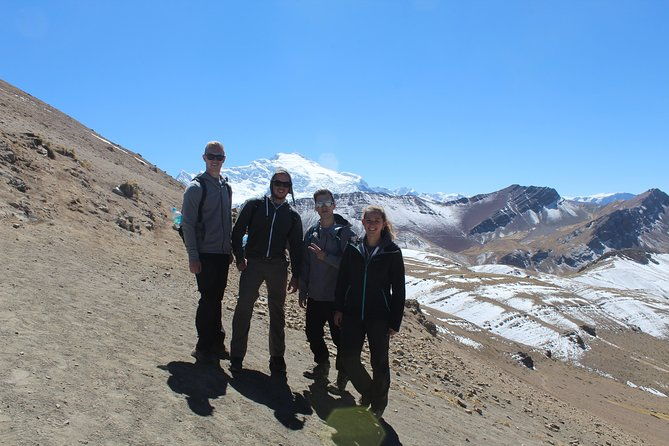 rainbow-mountain-day-trek