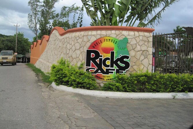 ricks-cafe-and-negril-seven-miles-beach-irie-tour