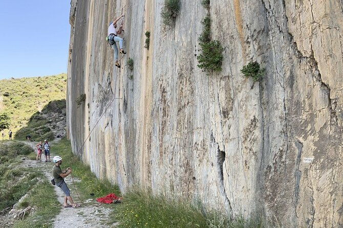 rock-climbing-in-crete-with-a-guide-at-rethymnon-plakias-beach