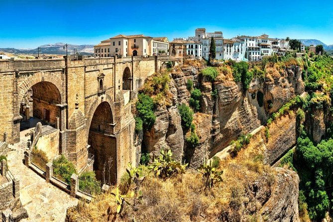 ronda-and-white-villages-guided-day-tour-from-seville-4