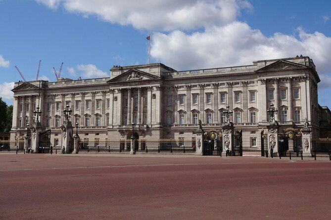 royal-london-buckingham-palace-westminster-guided-walking-tour