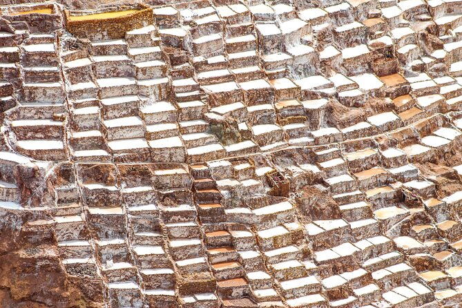 sacred-valley-tour-chinchero-maras-moray-and-ollantaytambo