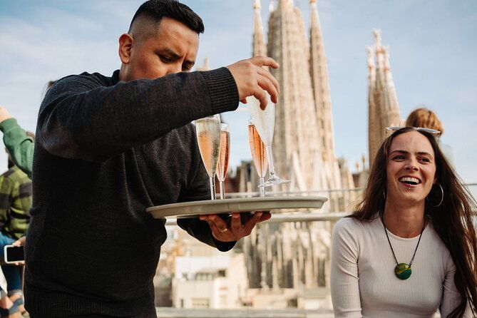 sagrada-familia-closing-time-tour-with-rooftop-views