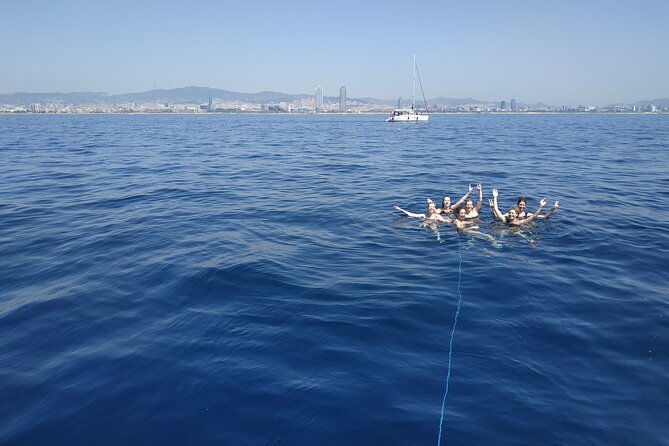 sailing-experience-in-barcelona-with-local-captain