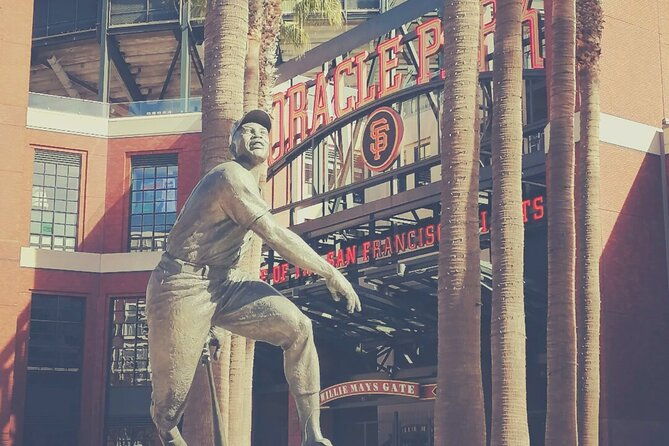 san-francisco-giants-baseball-game-at-oracle-park