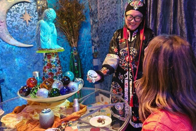 san-francisco-gregangelo-museum-tea-in-wonderland-tour