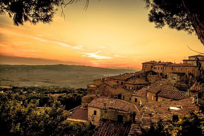 san-gimignano-and-volterra-tour-by-private-luxury-van