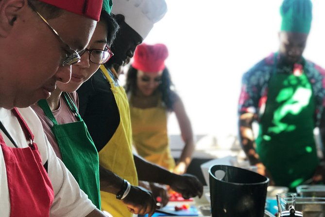 santorini-gastronomy-experience-wine-tasting