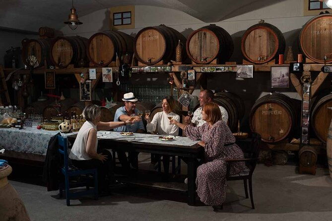 santorini_sunset-cheers-and-dine