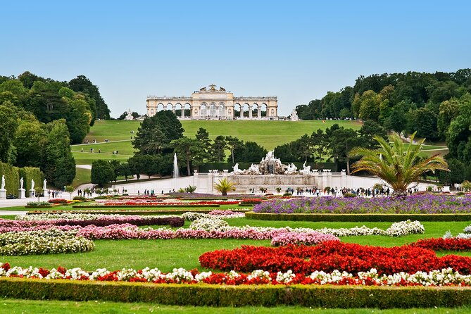 schonbrunn-palace-gardens-guided-tour-with-skip-the-line-access