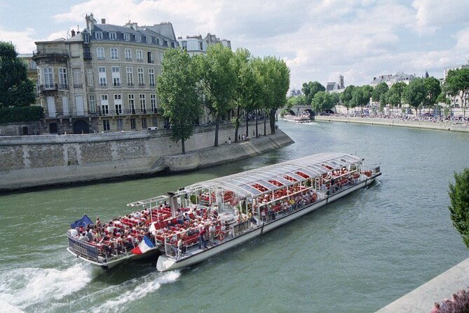 seine-river-cruise-with-commentary-1-hour