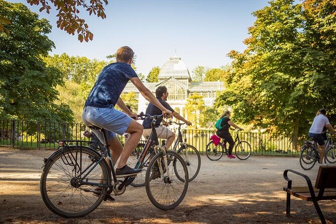 self-guided-bike-tour-at-the-retiro-park-at-your-own-pace